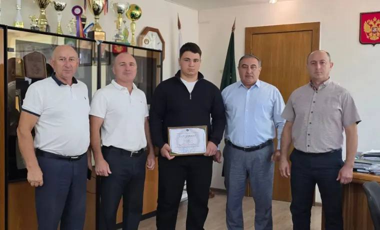 Глава района чествовал победителя Первенства ЮФО